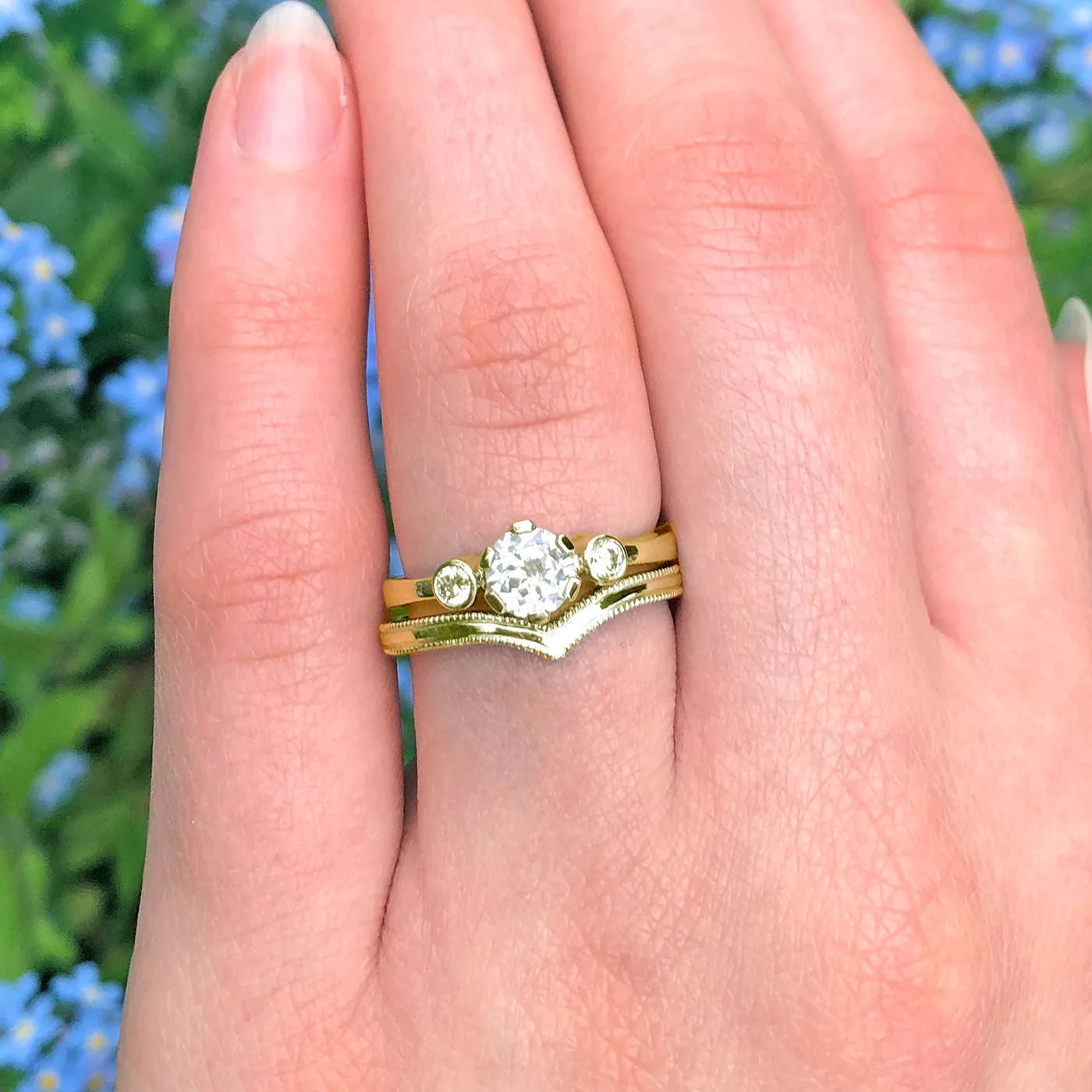 18ct Gold Milgrain Engraved Wishbone Wedding Ring