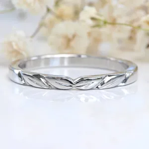 950 Platinum Slim Leaf Wedding Ring