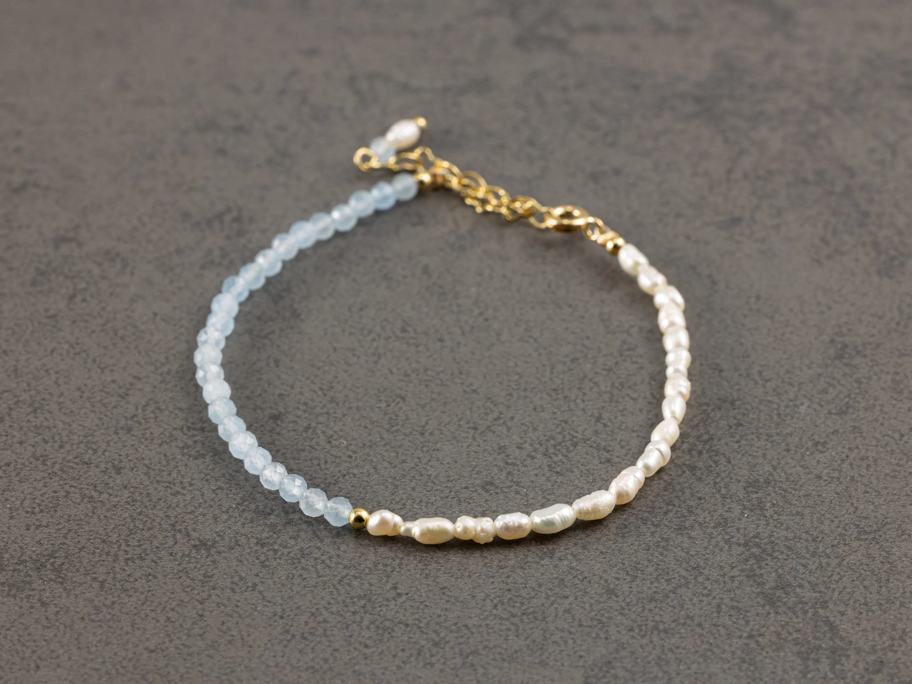 Aquamarine and Freshwater Pearl Bracelet with Gold vermeil Chain