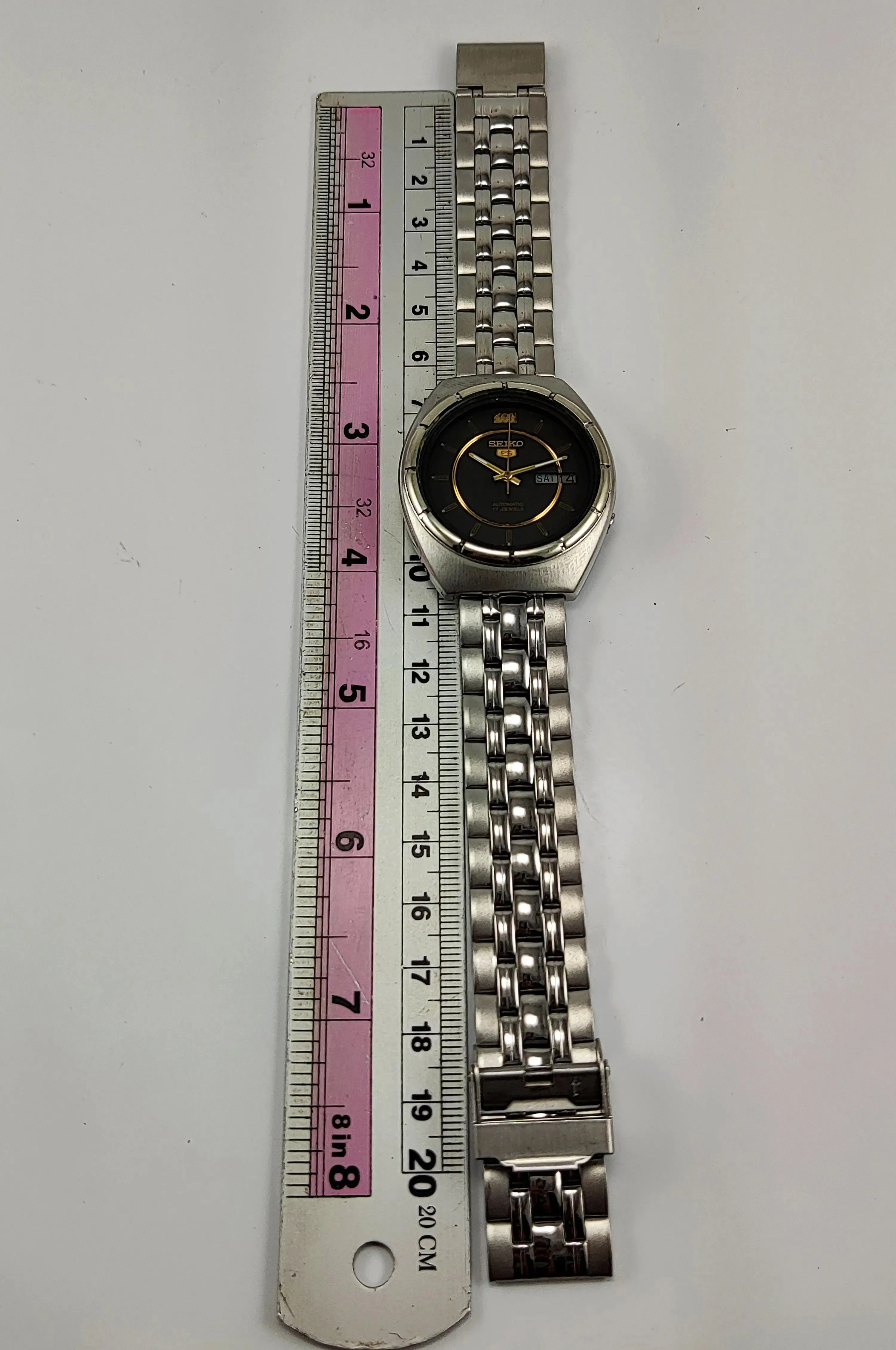 Black Seiko 5 Automatic 17 Jewels Day Date Movement Men's Watch 7009A