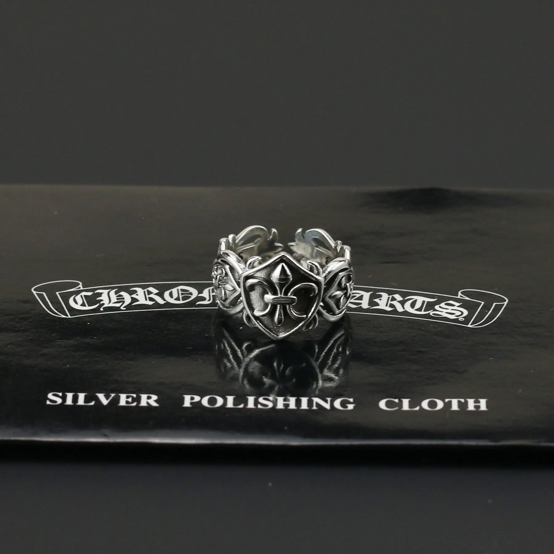 Chrome Hearts Scout Flower Ring