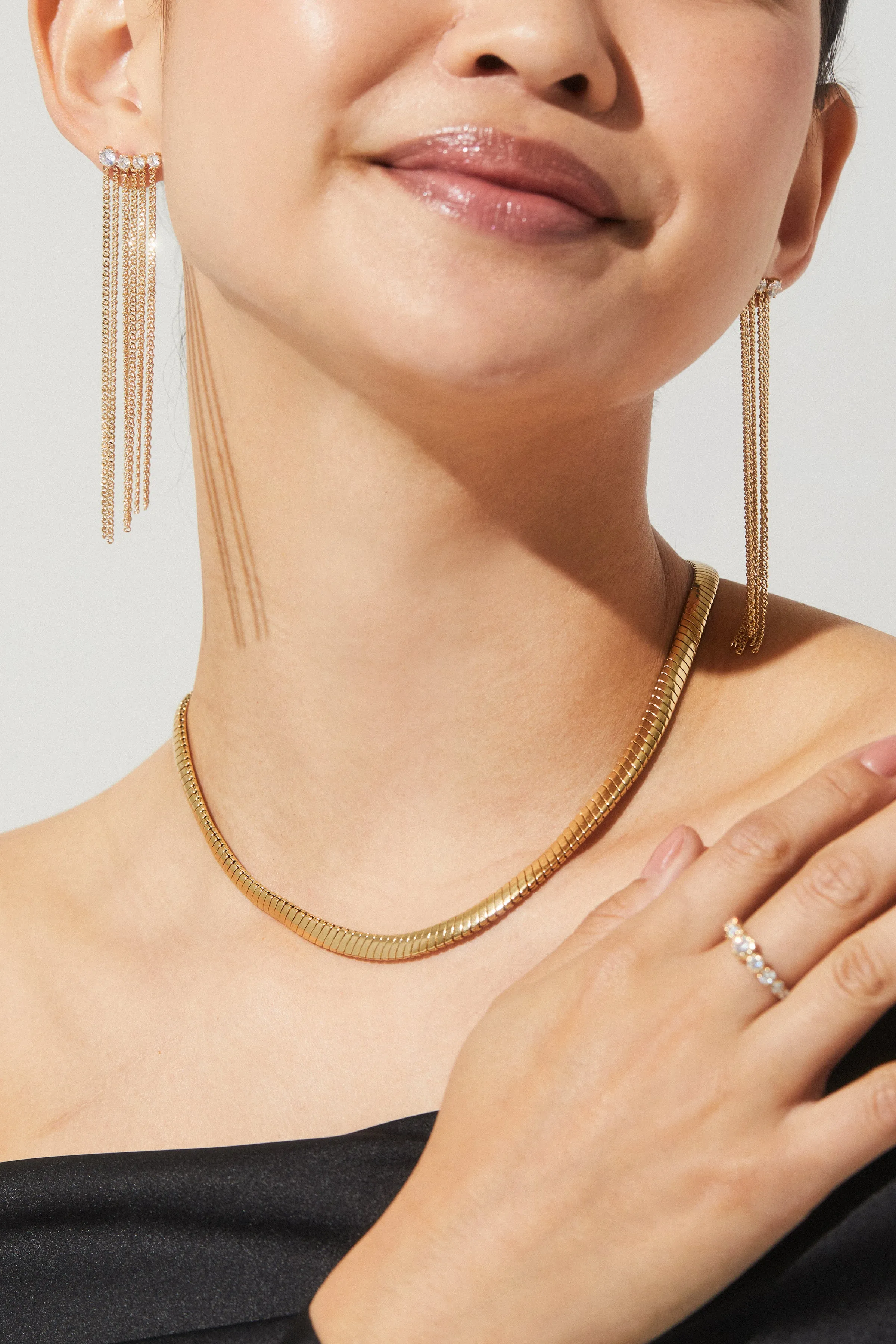 CLEO OMEGA CHAIN NECKLACE