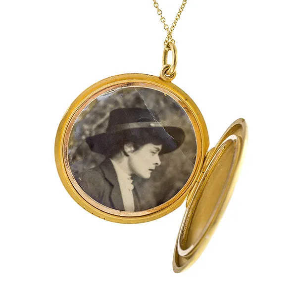 Edwardian Round Locket Pendant Necklace