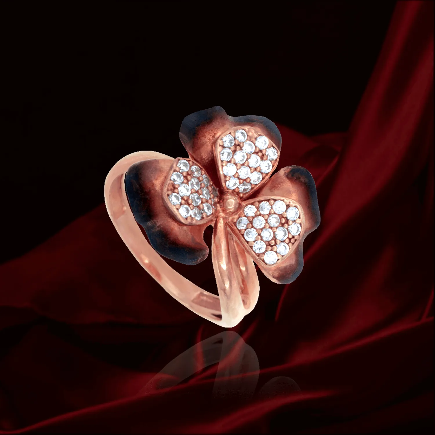 Four Leaf Ember Clover Ring