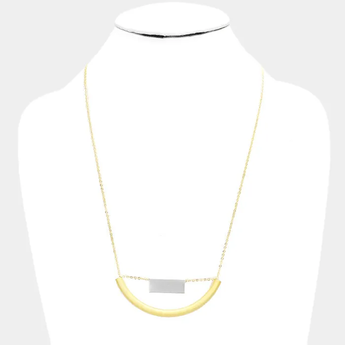 iLLASPARKZ Geometric Metal Pendant Necklace