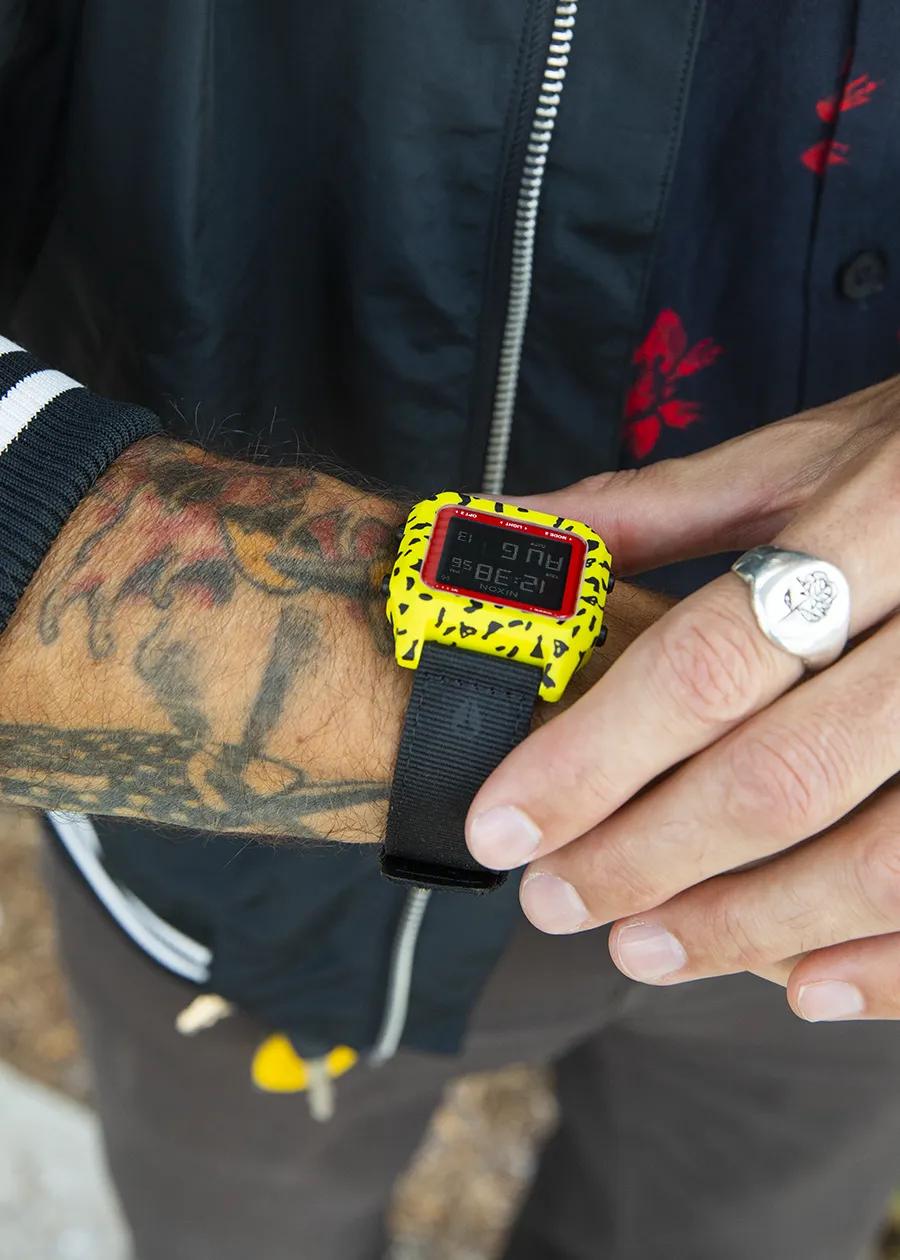 Nixon Rolling Stones Staple Watch - Yellow / Black