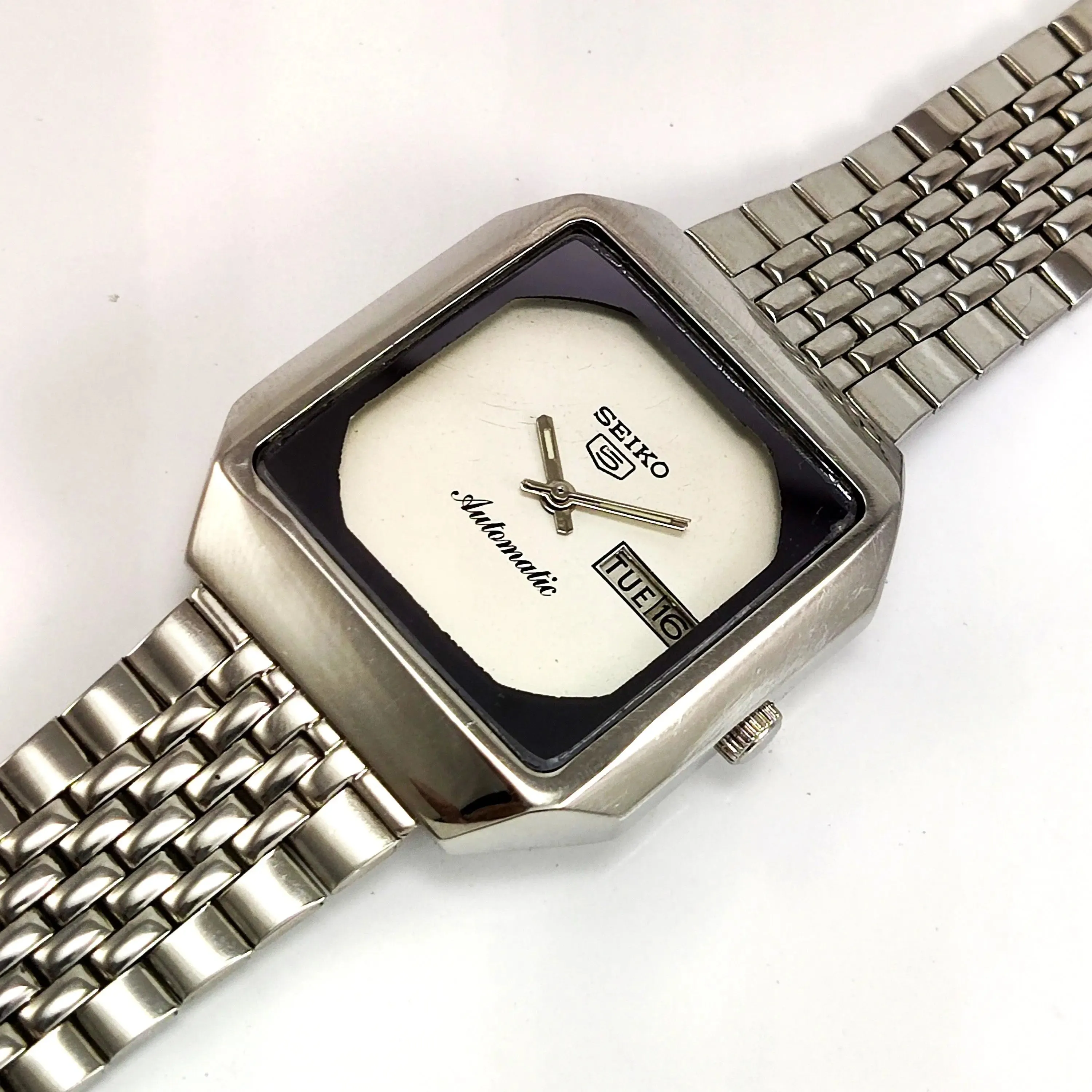 Seiko 5 Automatic-6309A Off-White Dial 17 Jewels Analog Day Date Men's Mechanical Watch