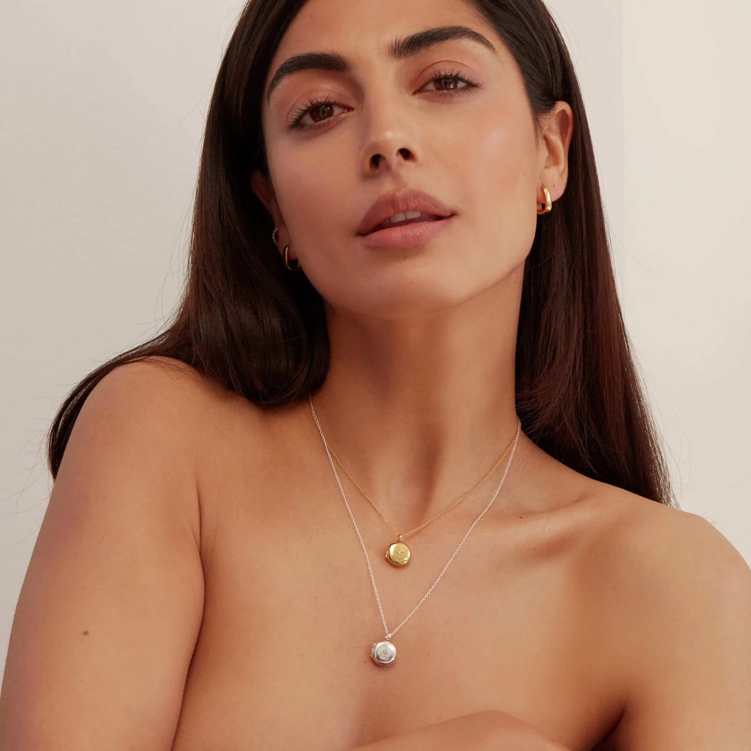 Silver Small Round Diamond Locket Necklace