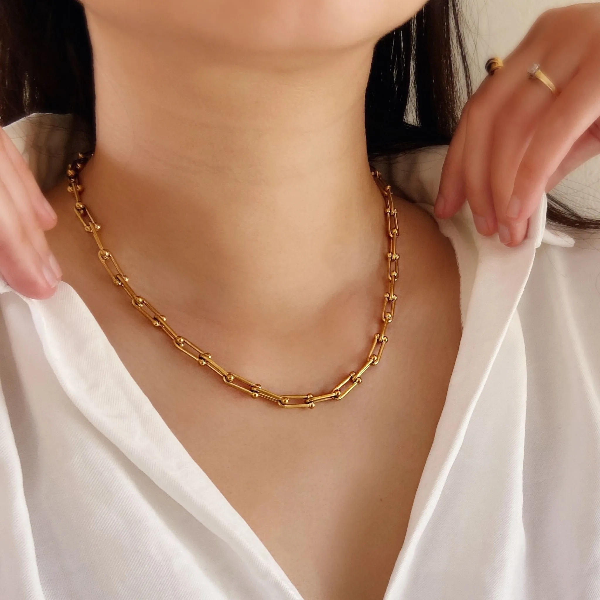 URSULA NECKLACE